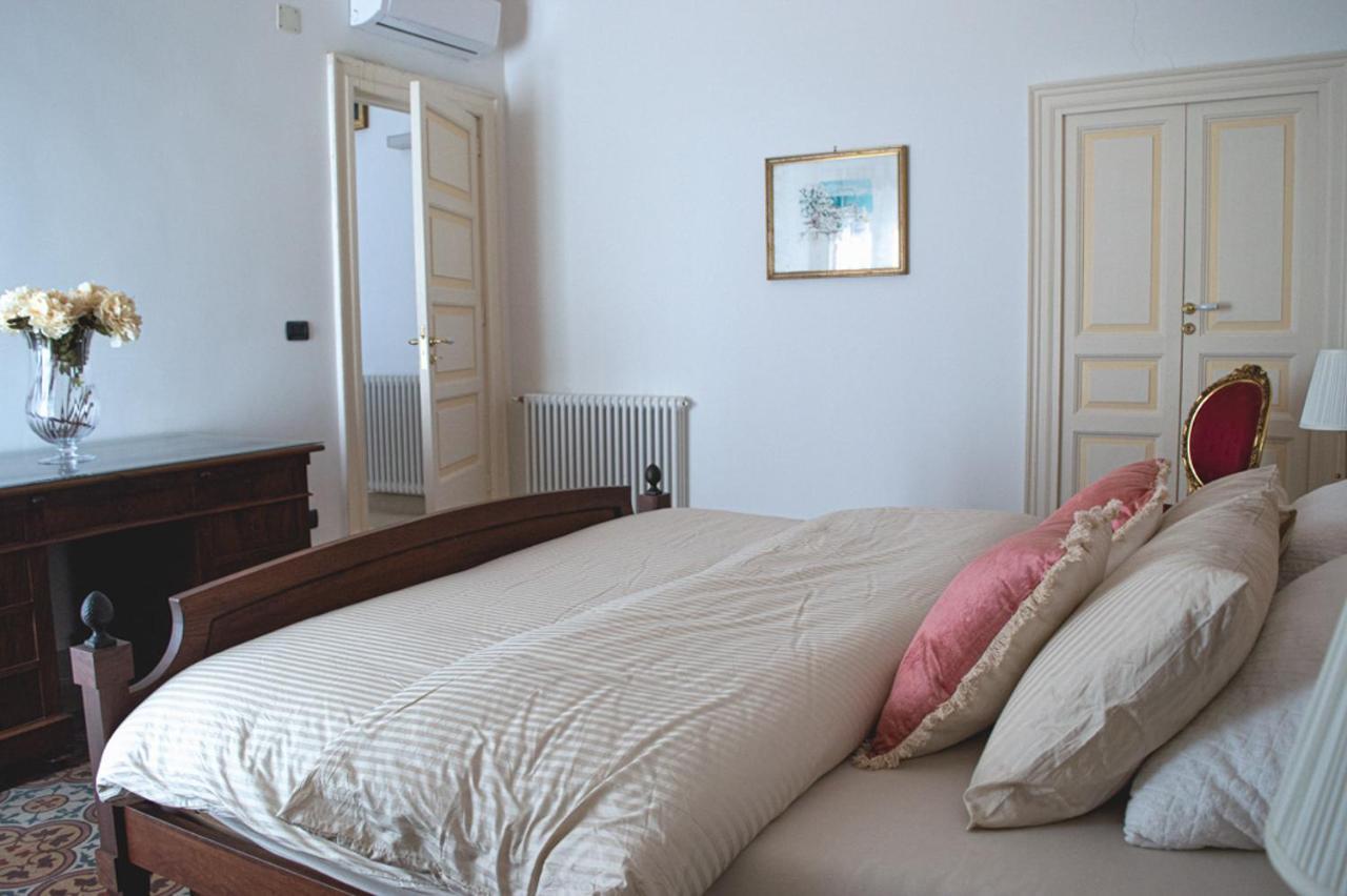 Santa Domenica Guest House Catania Exterior photo